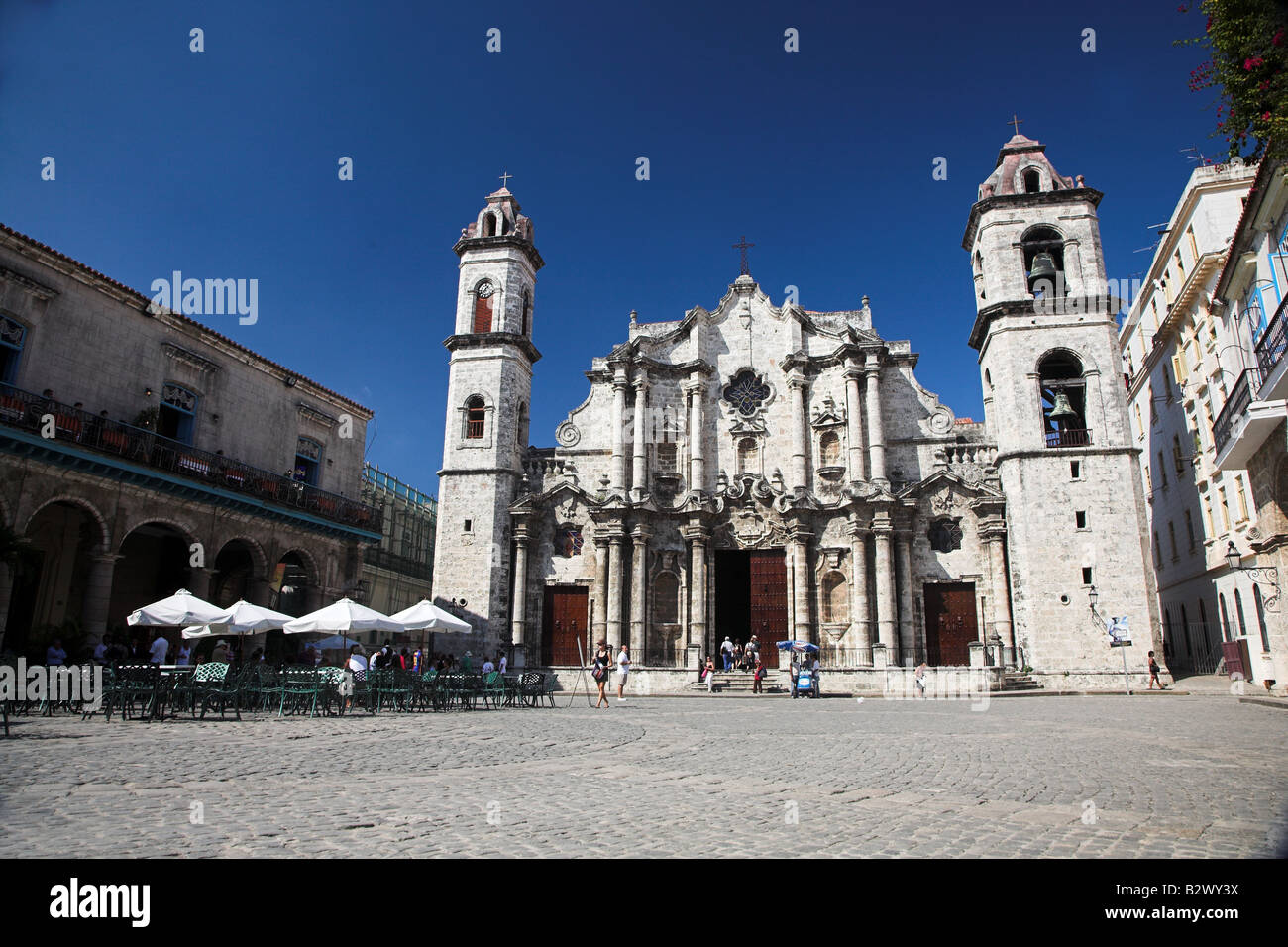 Catedral de la Havane sur la Plaza de la Catedral ou la Catedral de la Virgen Maria de la Immaculada Concepcion de La Havane, Cuba Banque D'Images