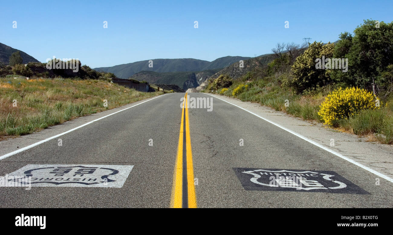 L'historique route 66 american road sign Los Angeles, CA, Californie, USA, cajon summit, cleghorn rd, l'autoroute 66 Banque D'Images