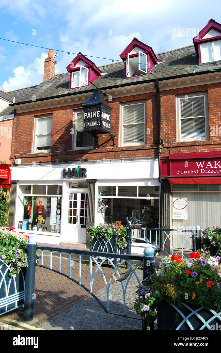 Salon de coiffure, Church Street, Twickenham, Richmond upon Thames, Grand Londres, Angleterre, Royaume-Uni Banque D'Images