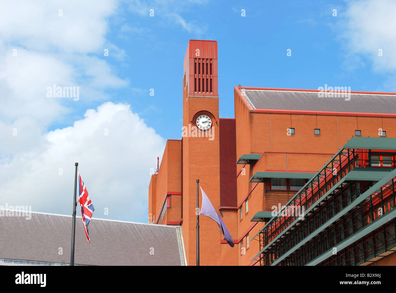 Vue depuis le grand hall, la British Library, Euston Road, Camden Borough, Londres, Angleterre, Royaume-Uni Banque D'Images