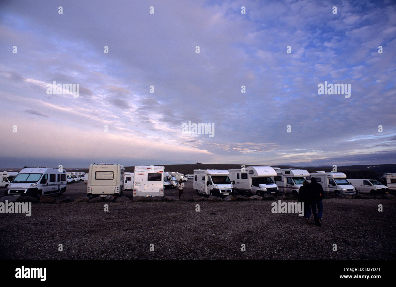 La Norvège Cap Nord soleil de minuit camping cars Banque D'Images
