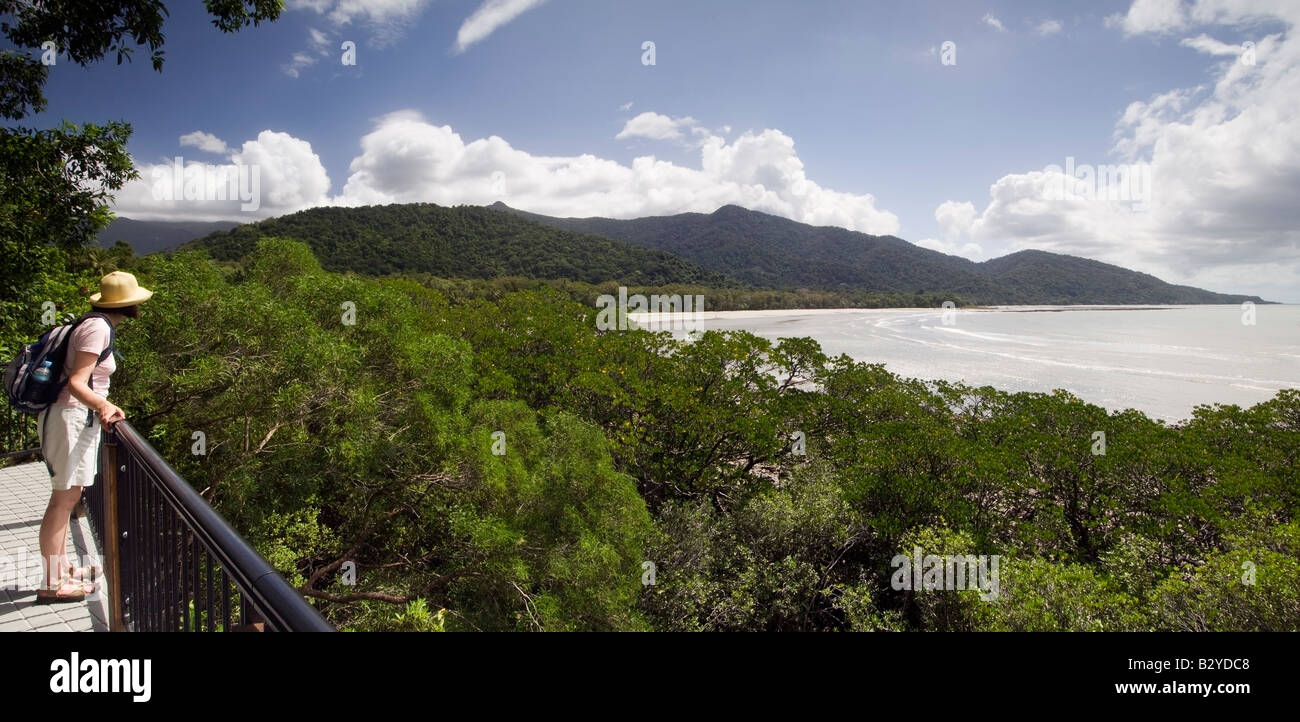 Vue large de Cape Tribulation, Queensland, Australie Banque D'Images