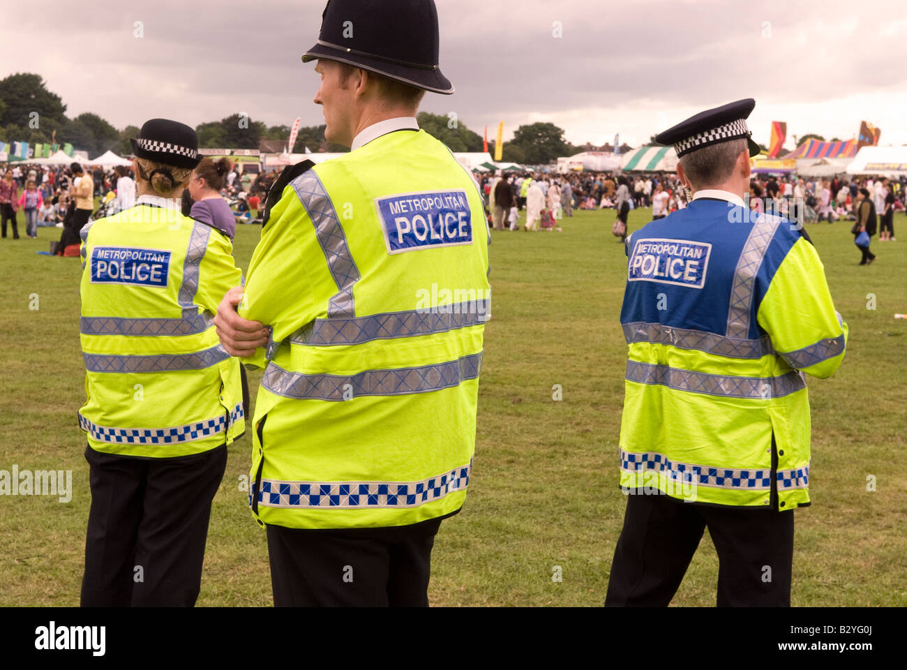 Agents de la police métropolitaine de Londres mela, dimanche 10 août 2008, Gunnersbury Park, Londres W3, au Royaume-Uni. Banque D'Images