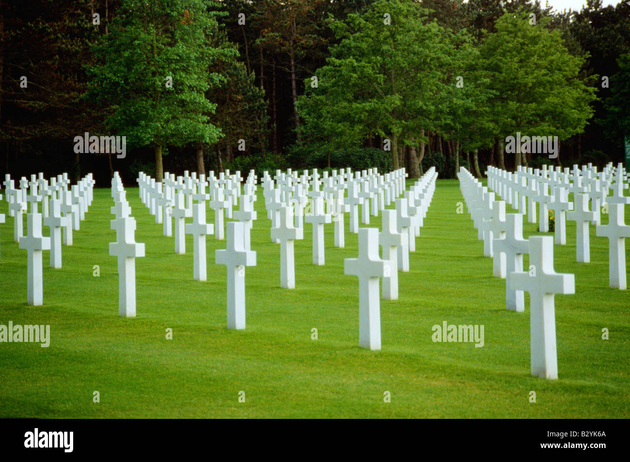 Au-dessus des tombes de guerre américain d'Omaha Beach, dans le nord de la France Banque D'Images