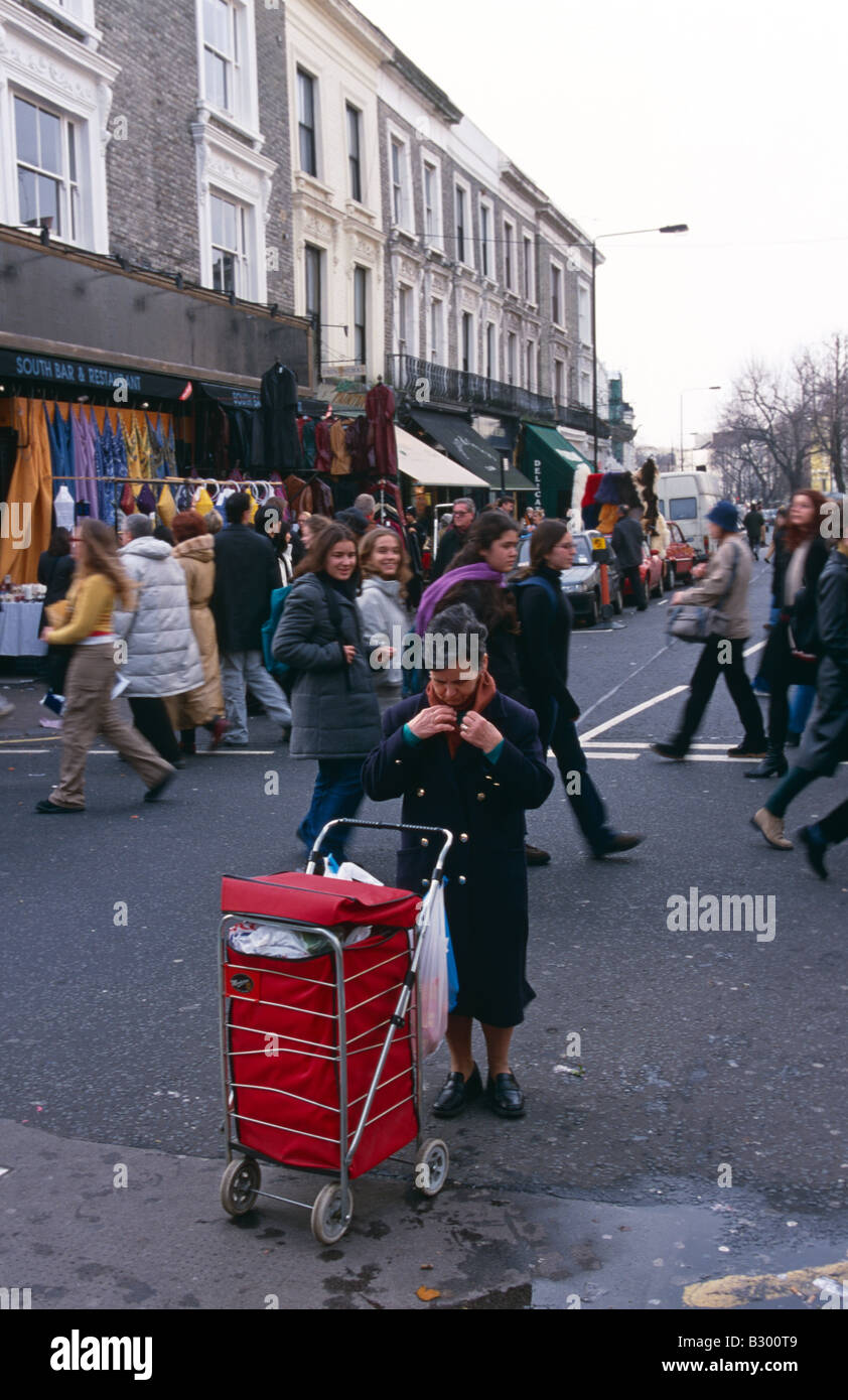 Scène à un marché de rue à Londres. Banque D'Images