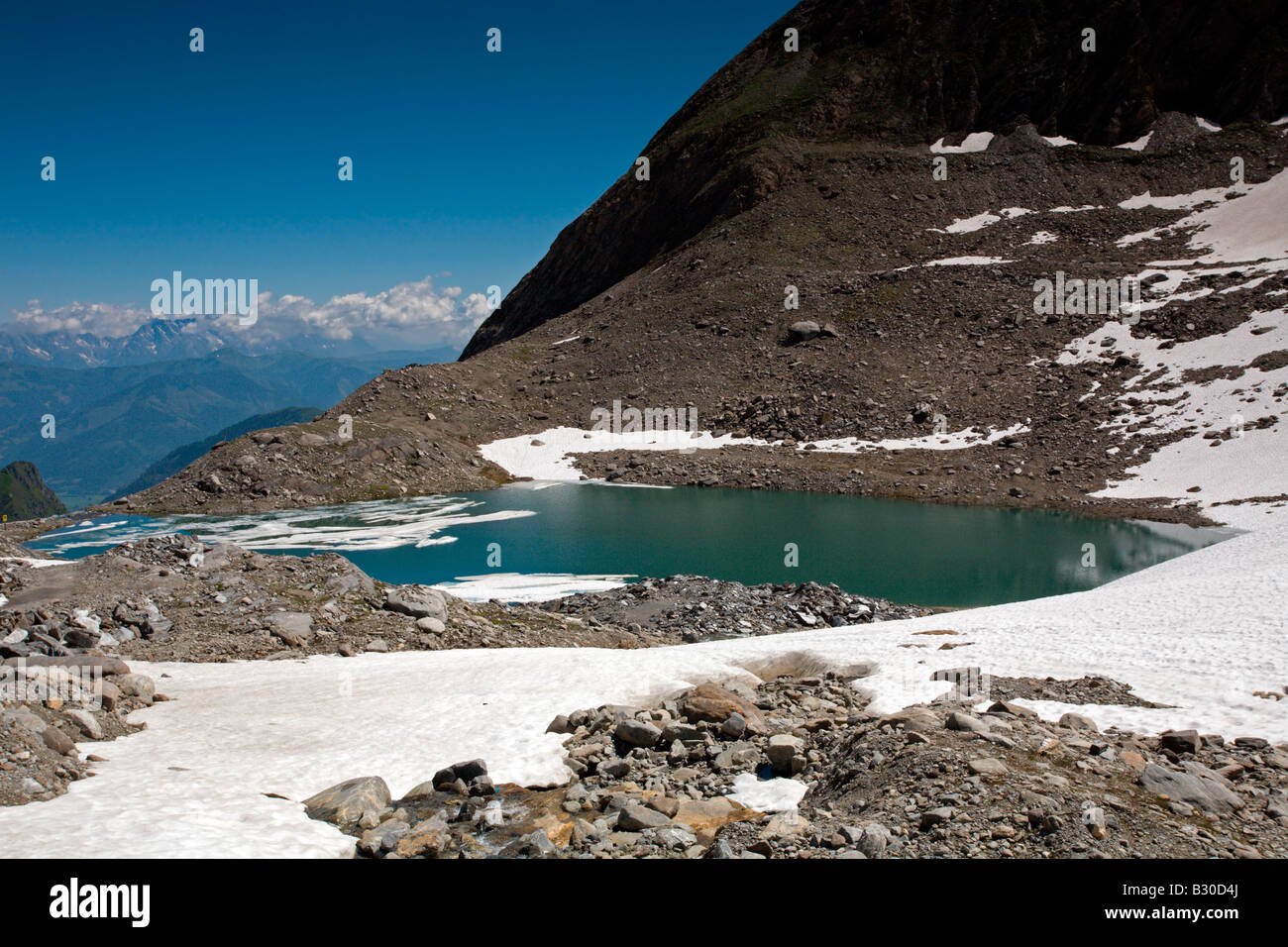 Le Parc National du Hohe Tauern : Montagne Kitzsteinhorn : Emerald Lake Gletschersee Banque D'Images