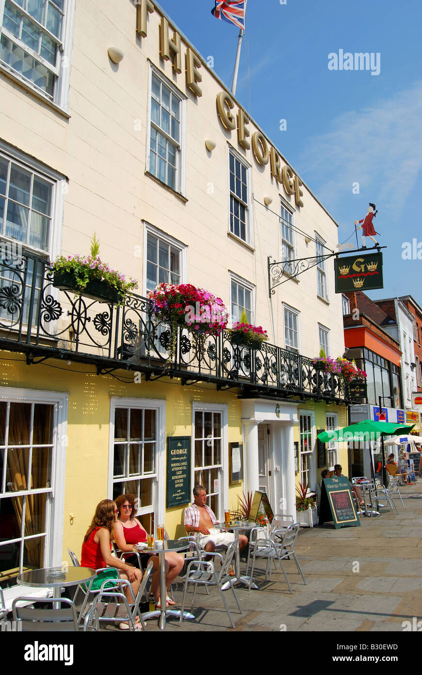 Le George Hotel, High Street, Colchester, Essex, Angleterre, Royaume-Uni Banque D'Images