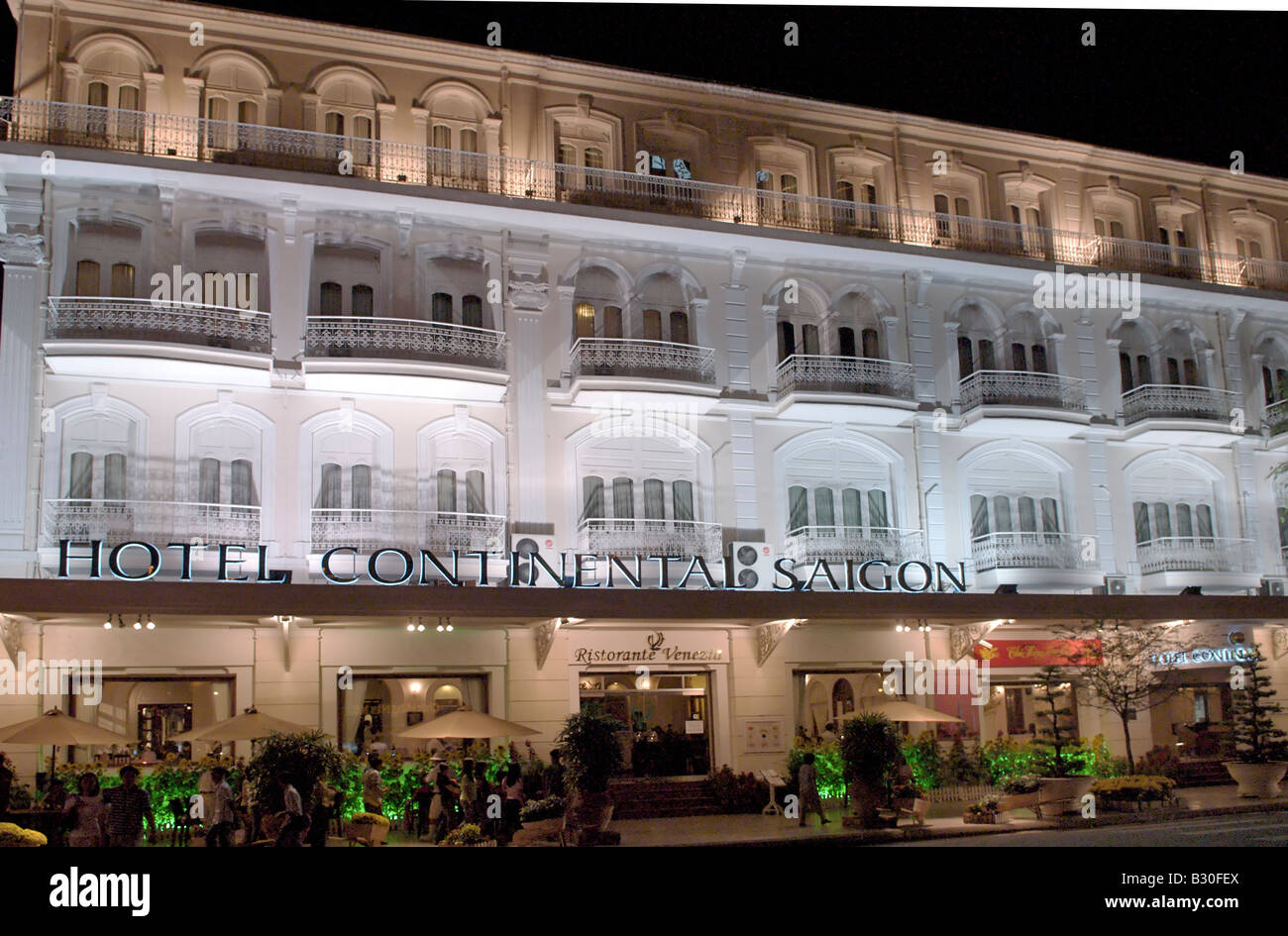 Hotel Continental Saigon au Vietnam Saigon nuit Banque D'Images