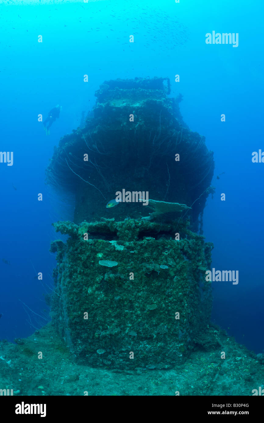 Pont de l'USS Saratoga atoll de Bikini des Îles Marshall Micronésie Océan Pacifique Banque D'Images