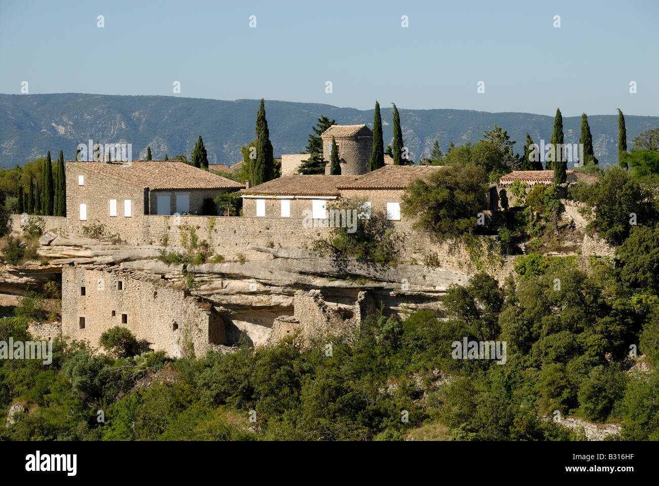 Maisons à Gordes, Provence, Sud de France Banque D'Images