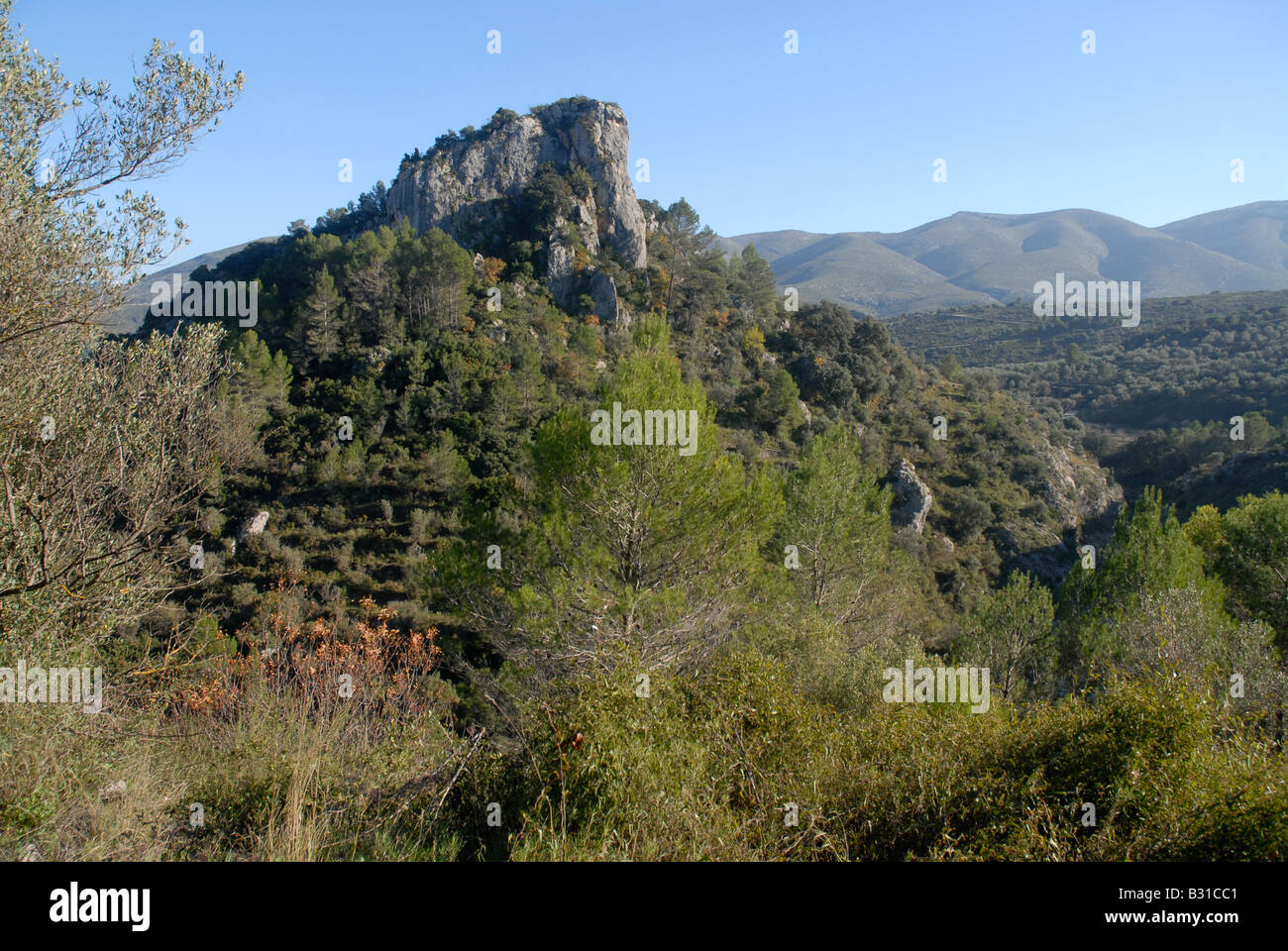 Vue sur pied jusqu'à Els péages, près de Vall de Ebo, Marina Alta, Alicante Prov. Comunidad Valenciana, Espagne Banque D'Images