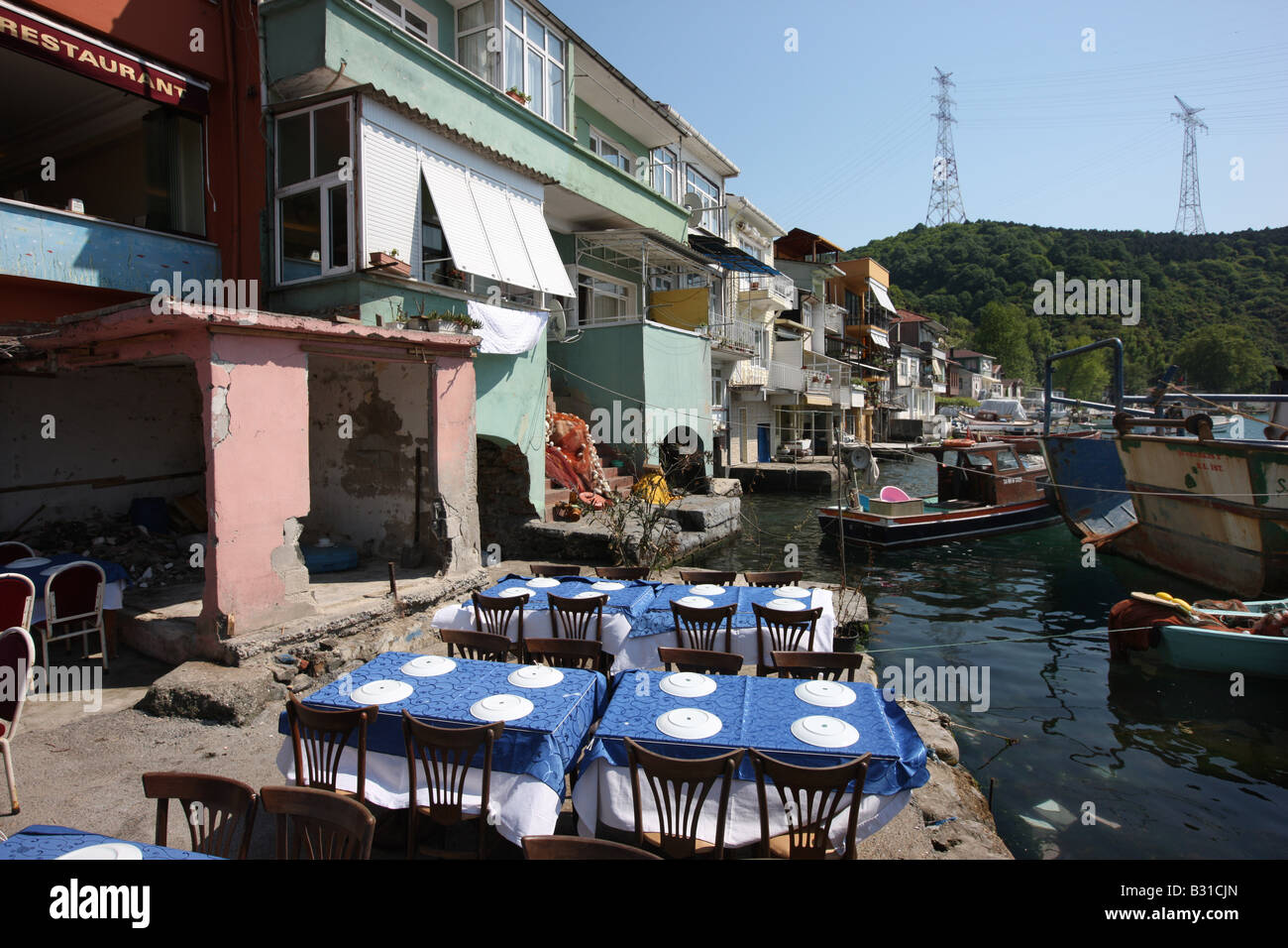 TUR Turquie Istanbul Anadolu Kavagi Bosphore au village Banque D'Images