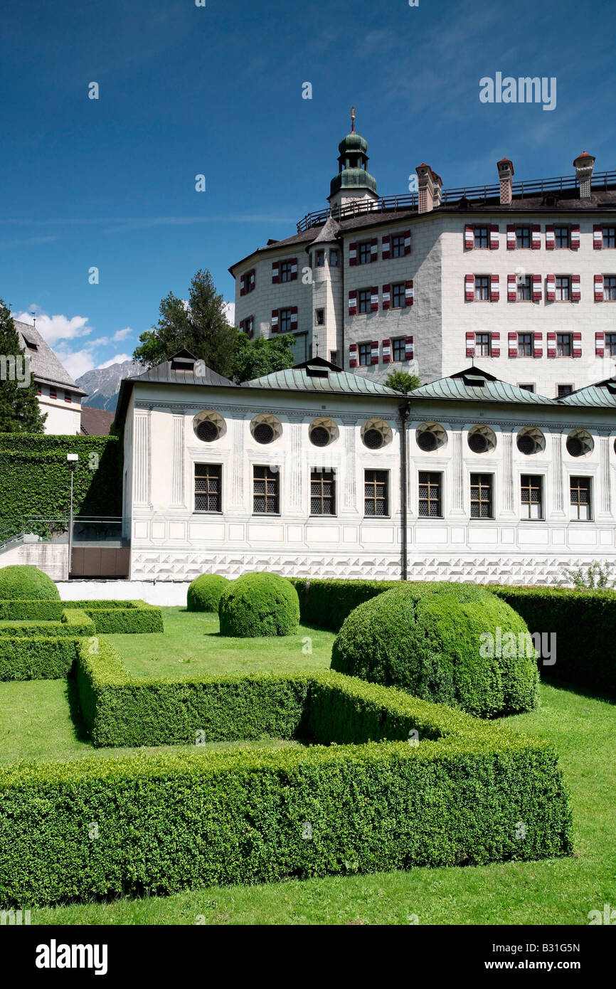 Château d'Ambras : Palais et jardins Banque D'Images