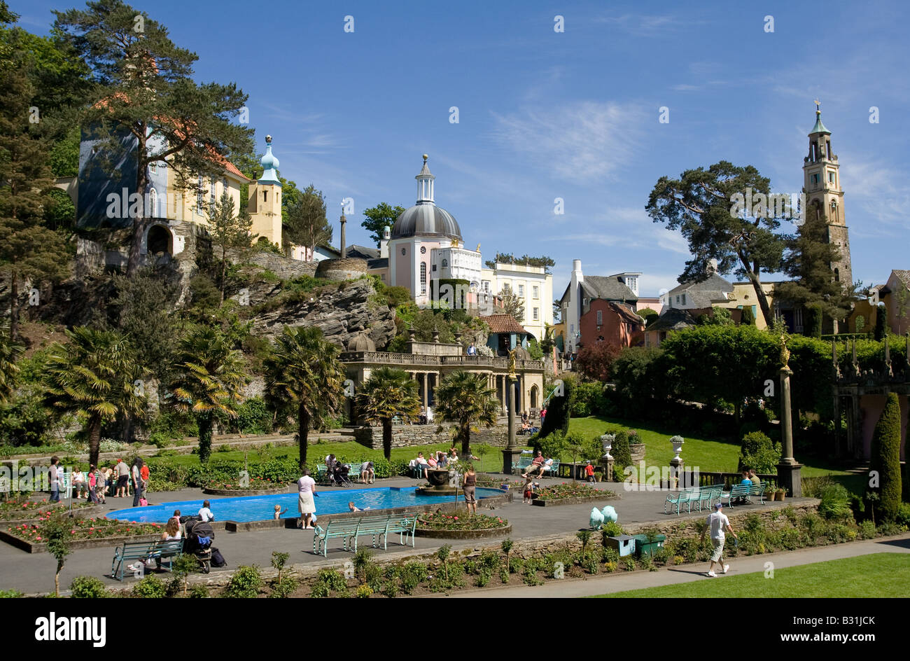 Portmeirion Village de Gwynedd sur la côte de Snowdonia au Pays de Galles Banque D'Images