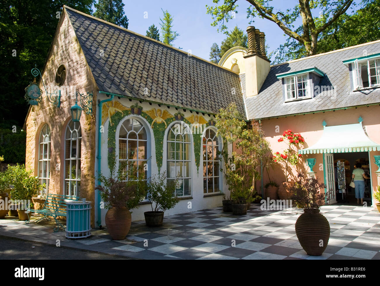 Portmeirion Village de Gwynedd sur la côte de Snowdonia au Pays de Galles Banque D'Images