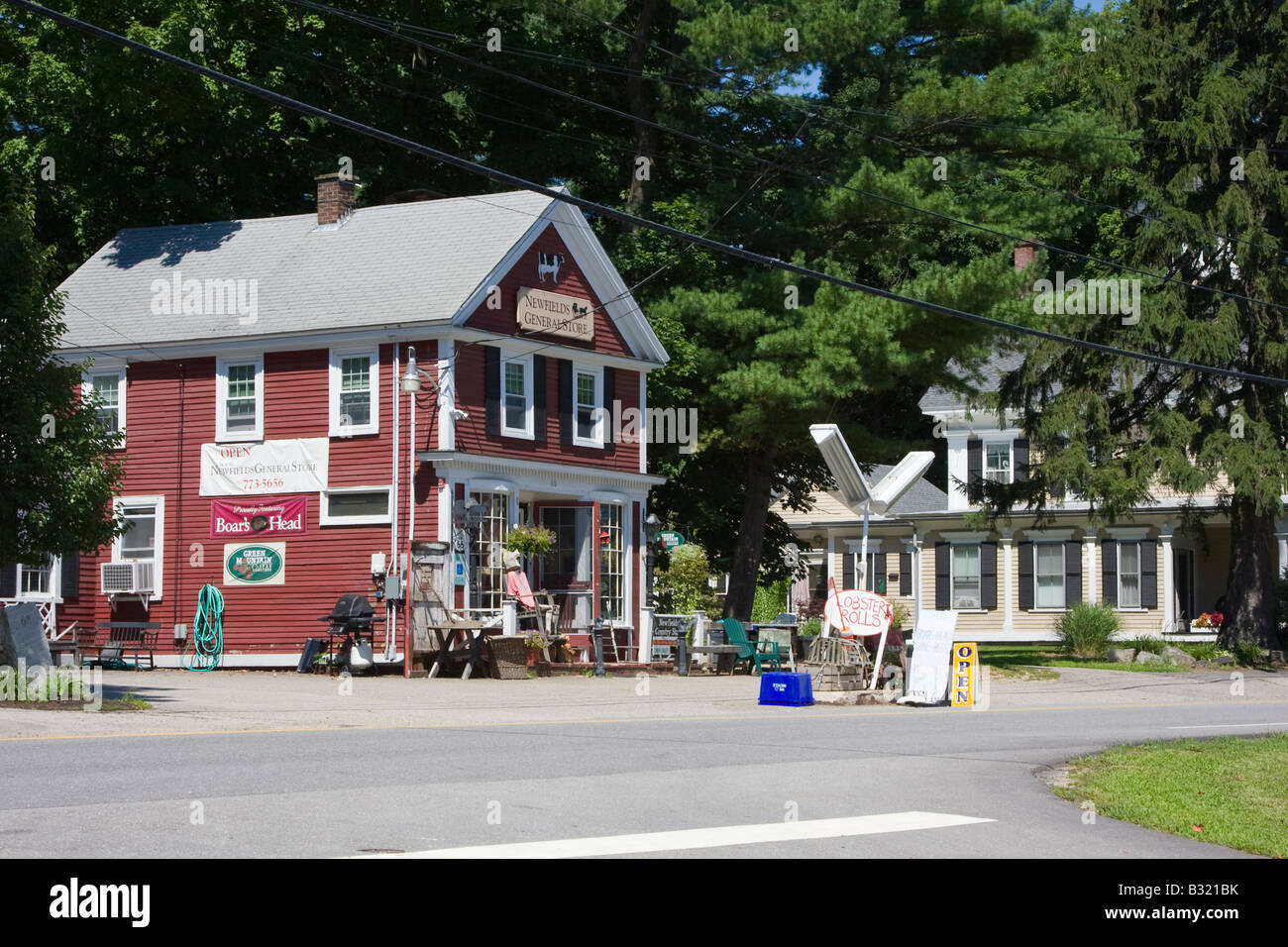La Nouvelle Angleterre rurale un magasin à Newfields, New Hampshire Banque D'Images