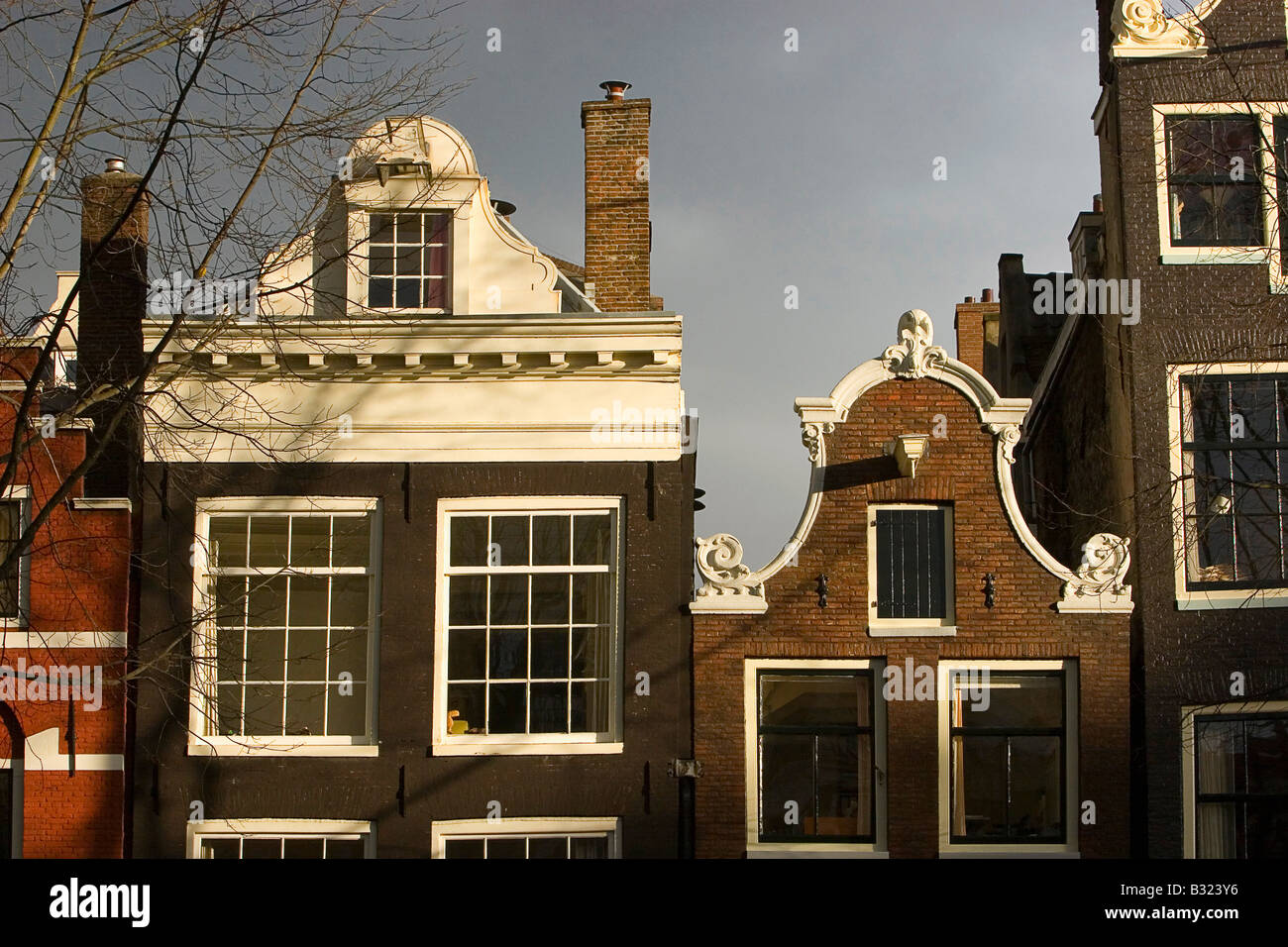 Maisons à pignon typique d'Amsterdam s'est terminé Banque D'Images
