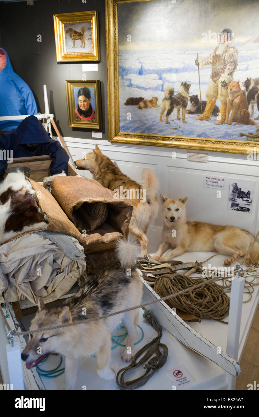 Une exposition sur le célèbre explorateur groenlandais Knud Rasmussen au musée à Ilulissat, au Groenland Banque D'Images