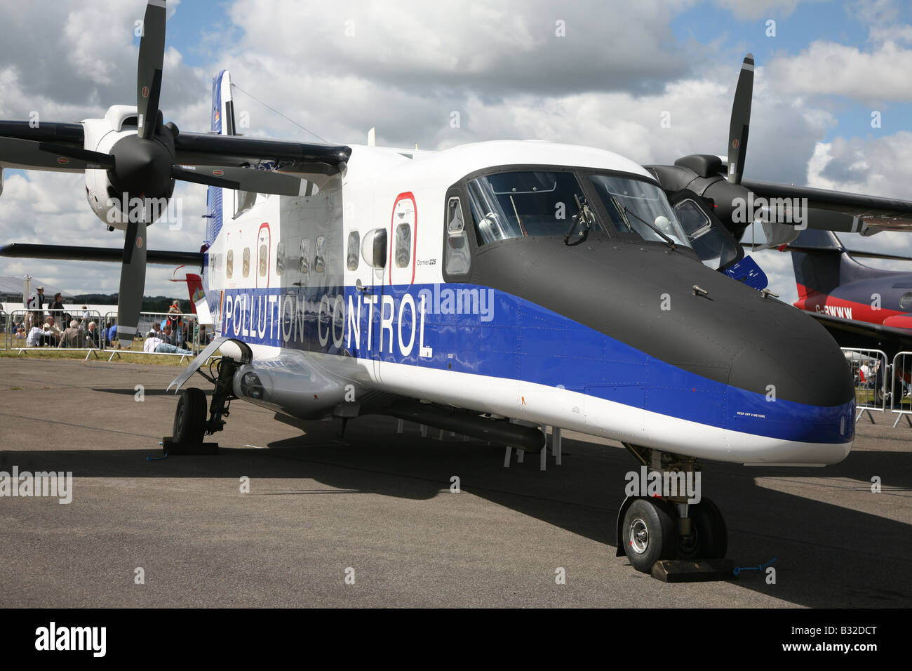 Lutte contre la pollution de l'allemand twin turbo turbopropulseur Banque D'Images