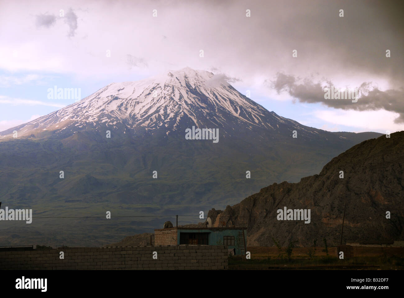 Le mont Ararat près de Dogubayazit Banque D'Images