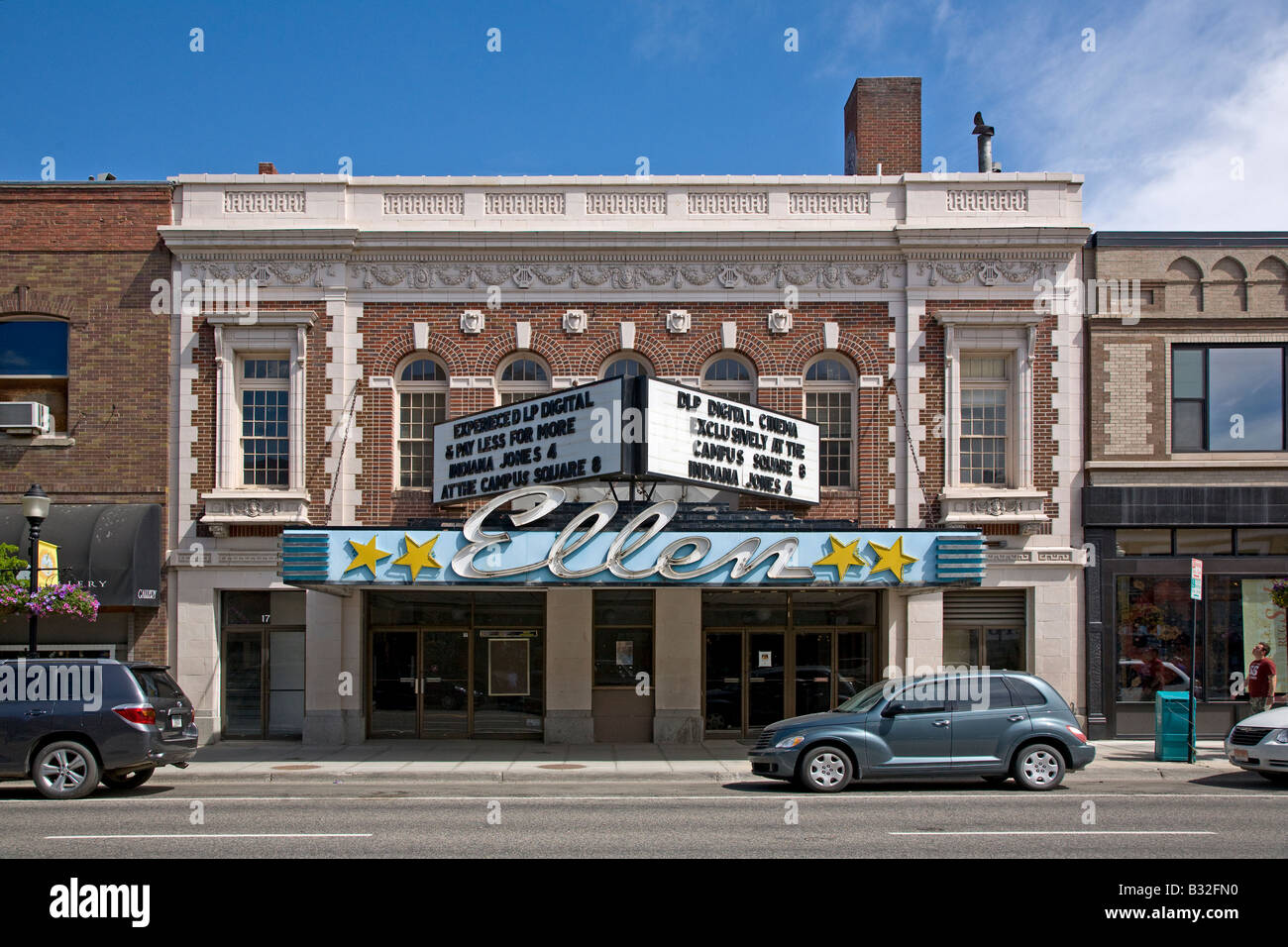 Le marquis de l'ELLEN historique CINÉMA SUR LA RUE MAIN À BOZEMAN MONTANA passerelle vers le parc national de Yellowstone Banque D'Images