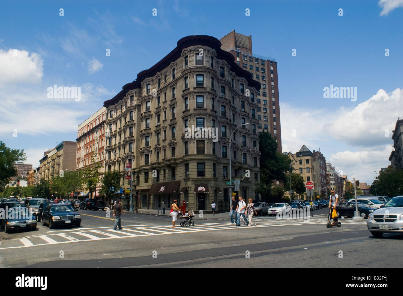St Nicholas Avenue et West 116th Street dans le quartier de Harlem, New York Banque D'Images
