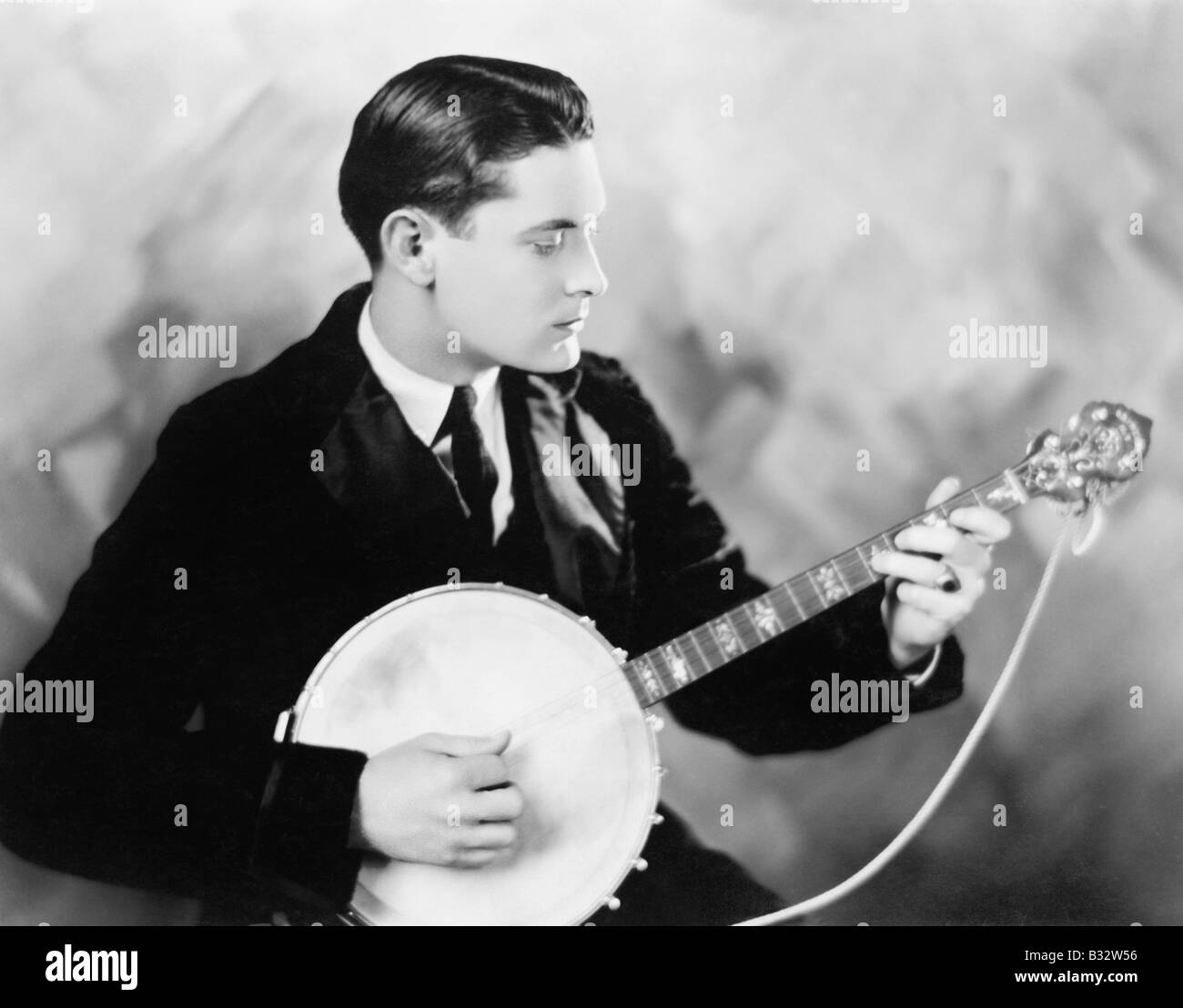 Un homme jouant du banjo Banque D'Images