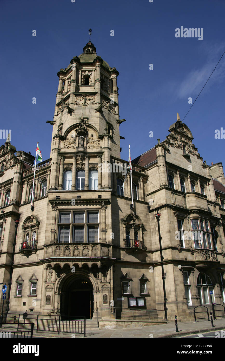 Ville de Wakefield, Angleterre. L'ancien conseil du comté de West Riding County Hall est maintenant le Conseil du District métropolitain du County Hall. Banque D'Images
