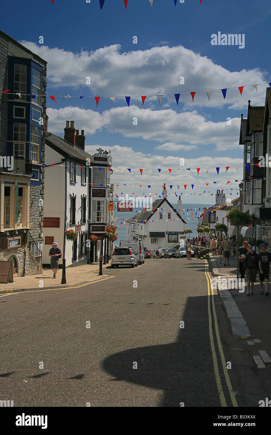 Les grandes orientations à la rue vers la baie de Lyme à Lyme Regis Dorset England UK Banque D'Images