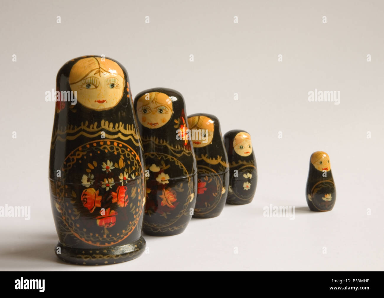 Un ensemble de poupées russes matrioshka, poupée en plus petit fichier divagation. Banque D'Images