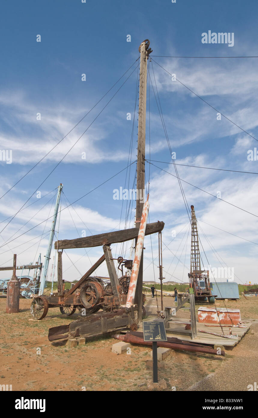 Midland Texas bassin permien antique Musée du pétrole oil drilling rig Banque D'Images