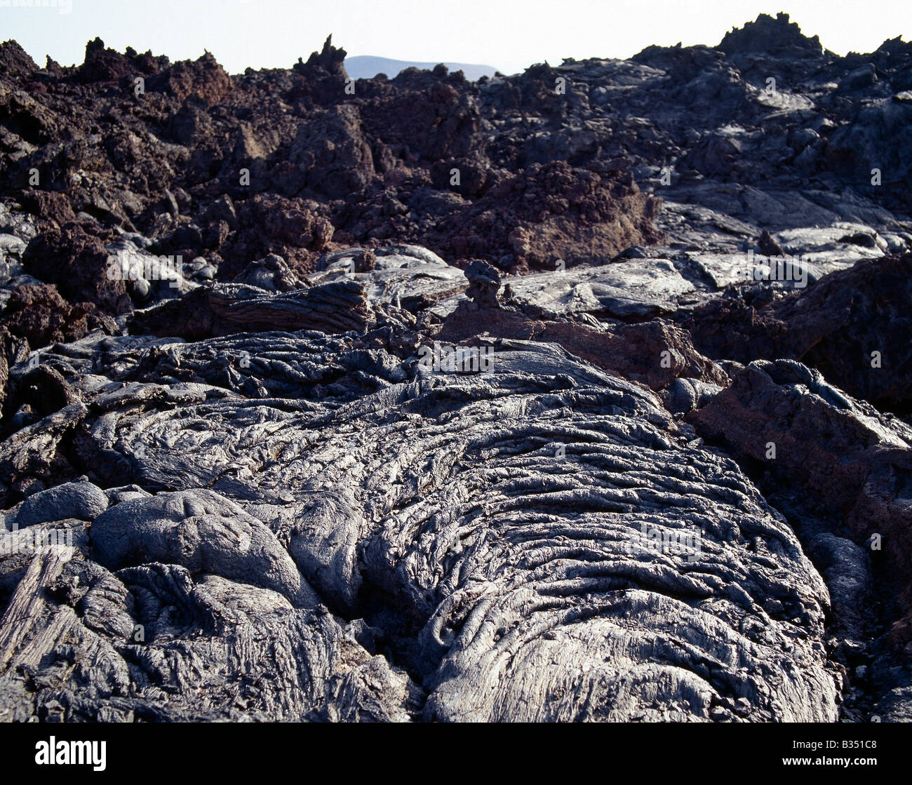 Au Kenya, le lac Turkana, Teleki's Volcano. Les coulées de Teleki's Volcano. Le nom de Comte Teleki, un noble autrichien. Banque D'Images