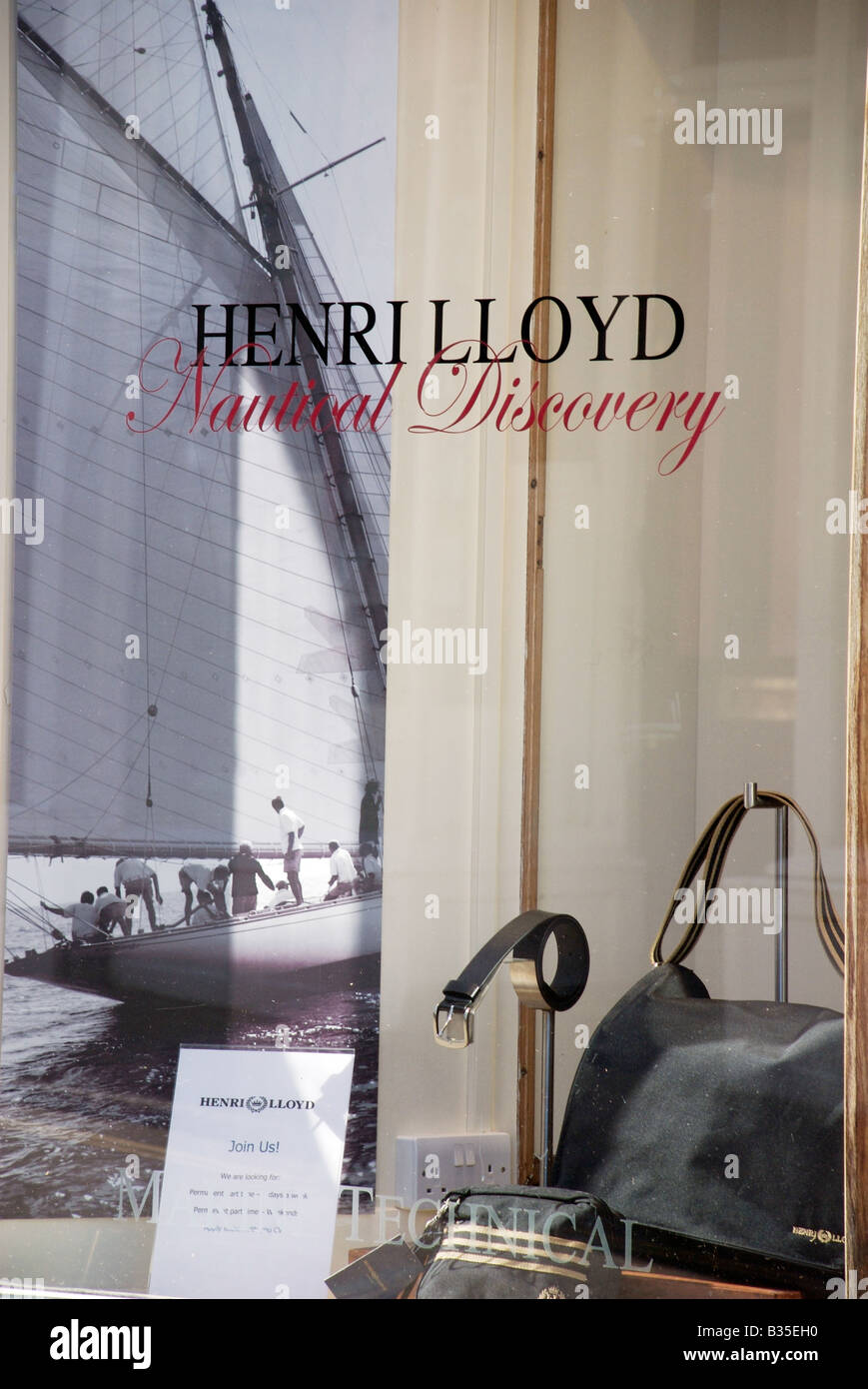Henri Lloyd vêtements yachting vitrine, Salcombe, Devon, UK Photo Stock -  Alamy