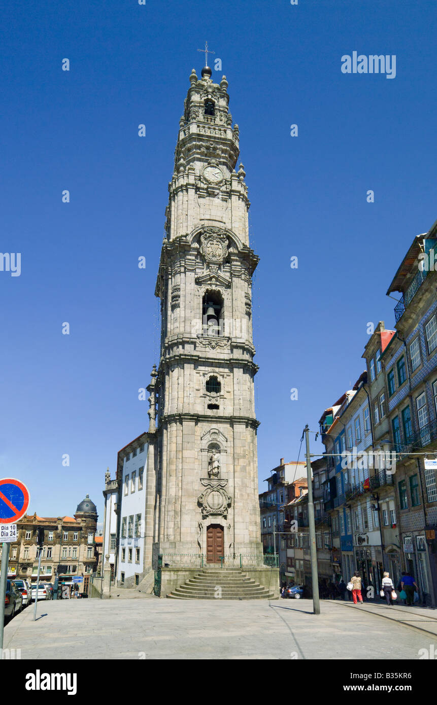Costa Verde Portugal Porto tour Torre dos Clérigos Banque D'Images