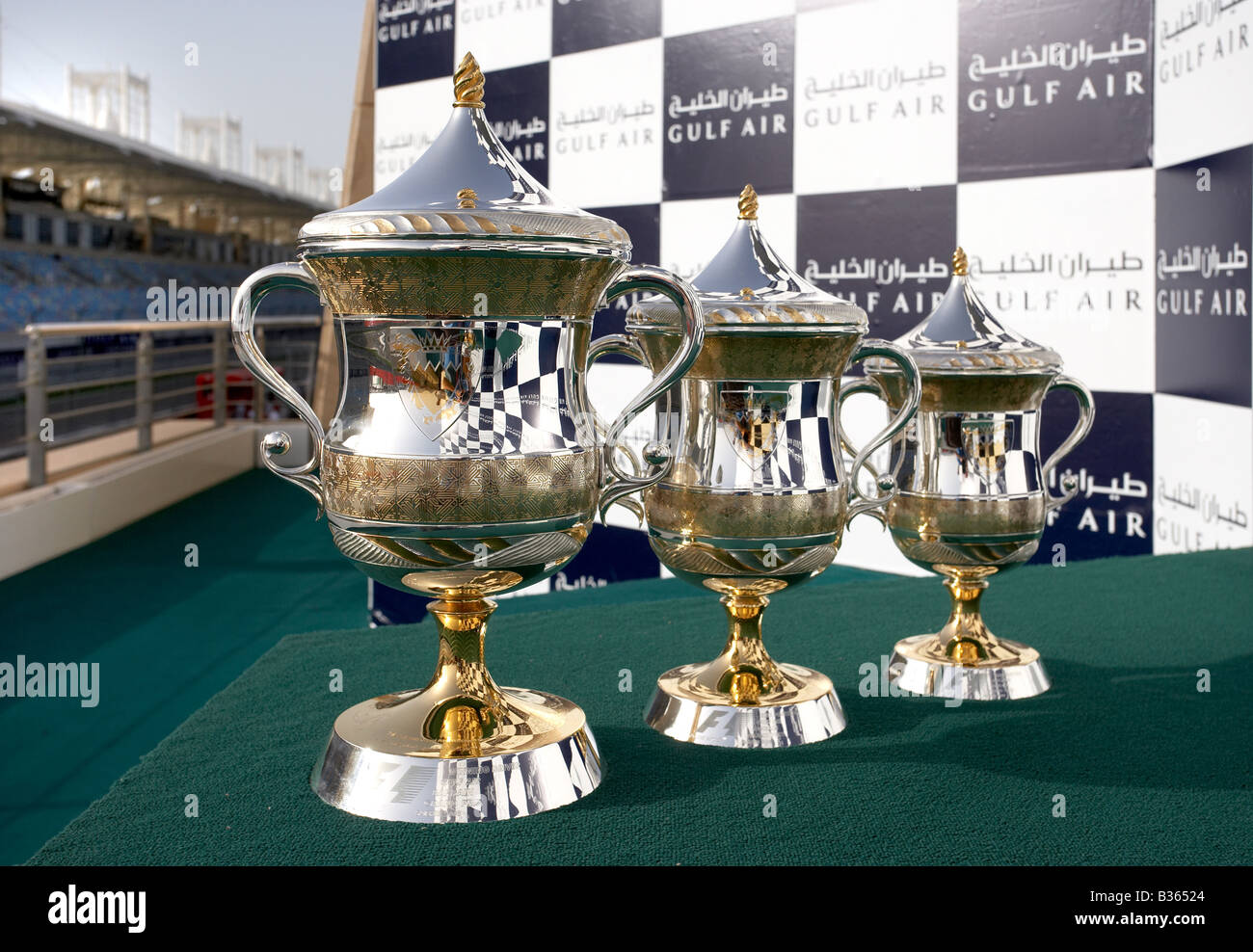 2008 Bahreïn F1 FORMULA 1 Grand Prix trophées pilotes monter sur le Podium Banque D'Images