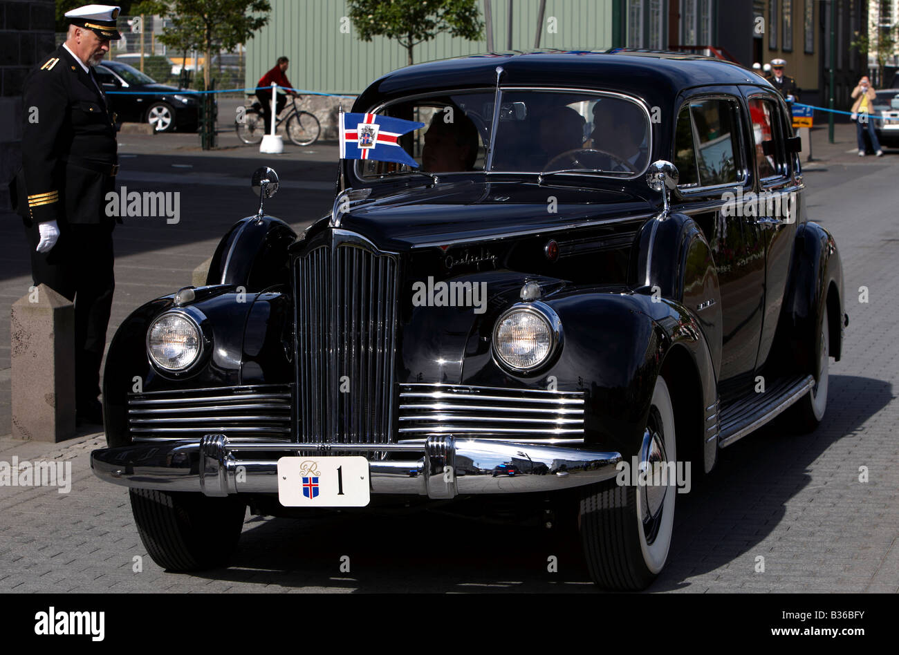 17 Juin Célébration de la fête de l'indépendance de l'Islande le président M. Olafur Ragnar Grimsson arrivera à Old Packard Banque D'Images