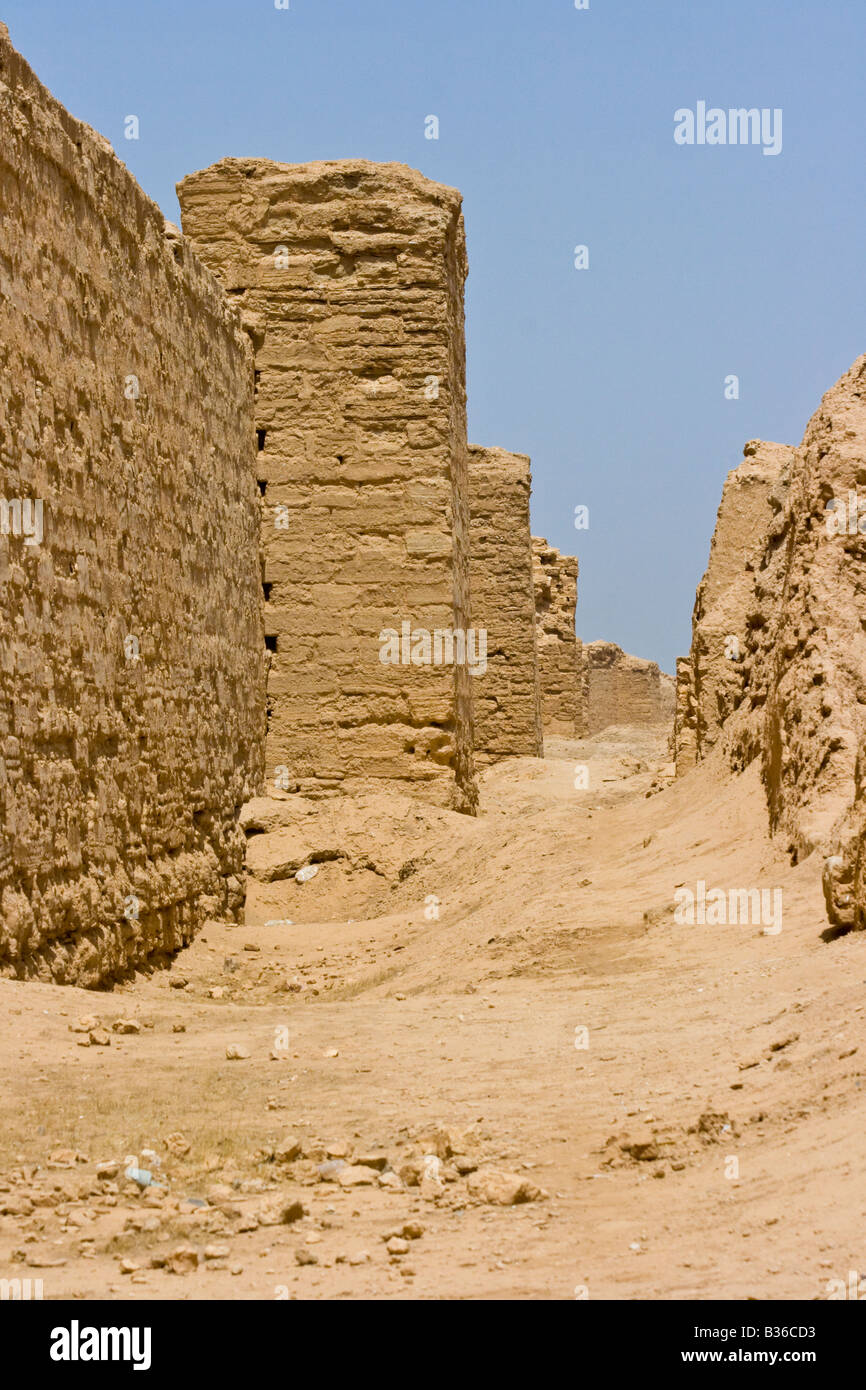 À l'intérieur des murs à l'de ruines séleucide de Dura Europos Banque D'Images