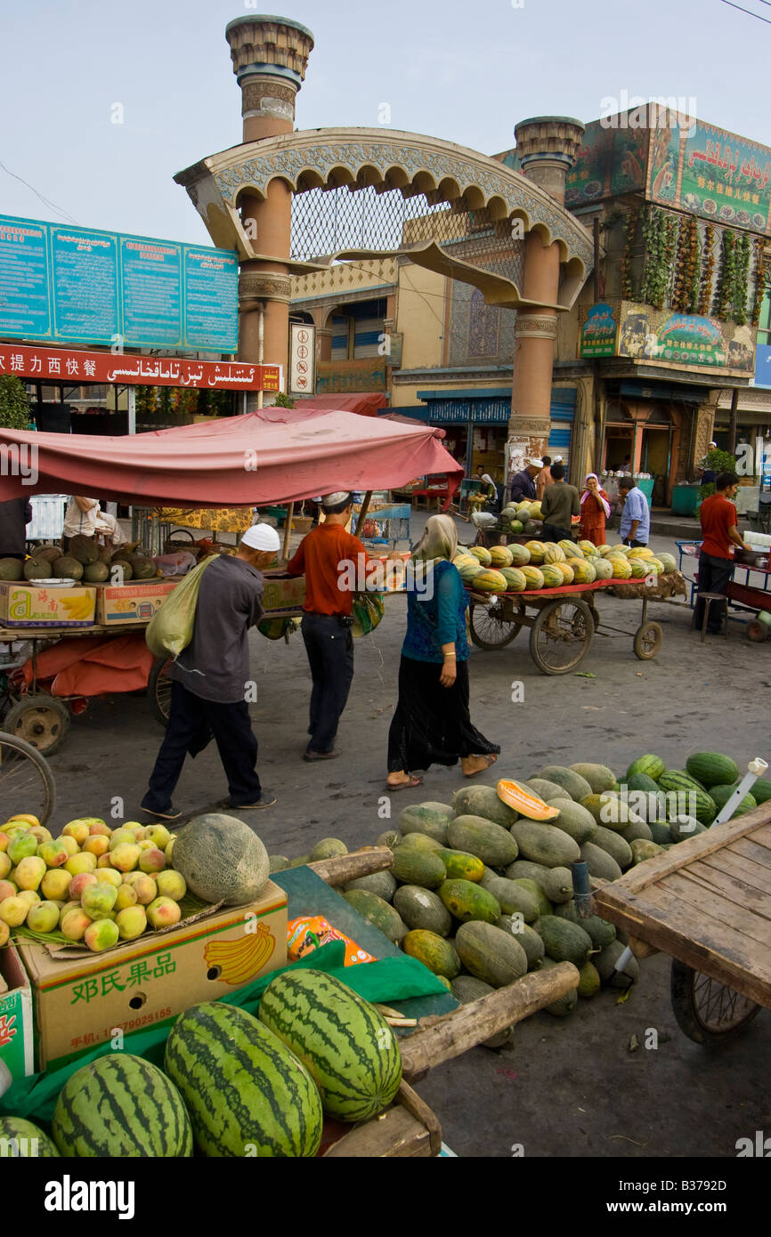 Marché du dimanche à Kashgar dans la province du Xinjiang Chine Banque D'Images