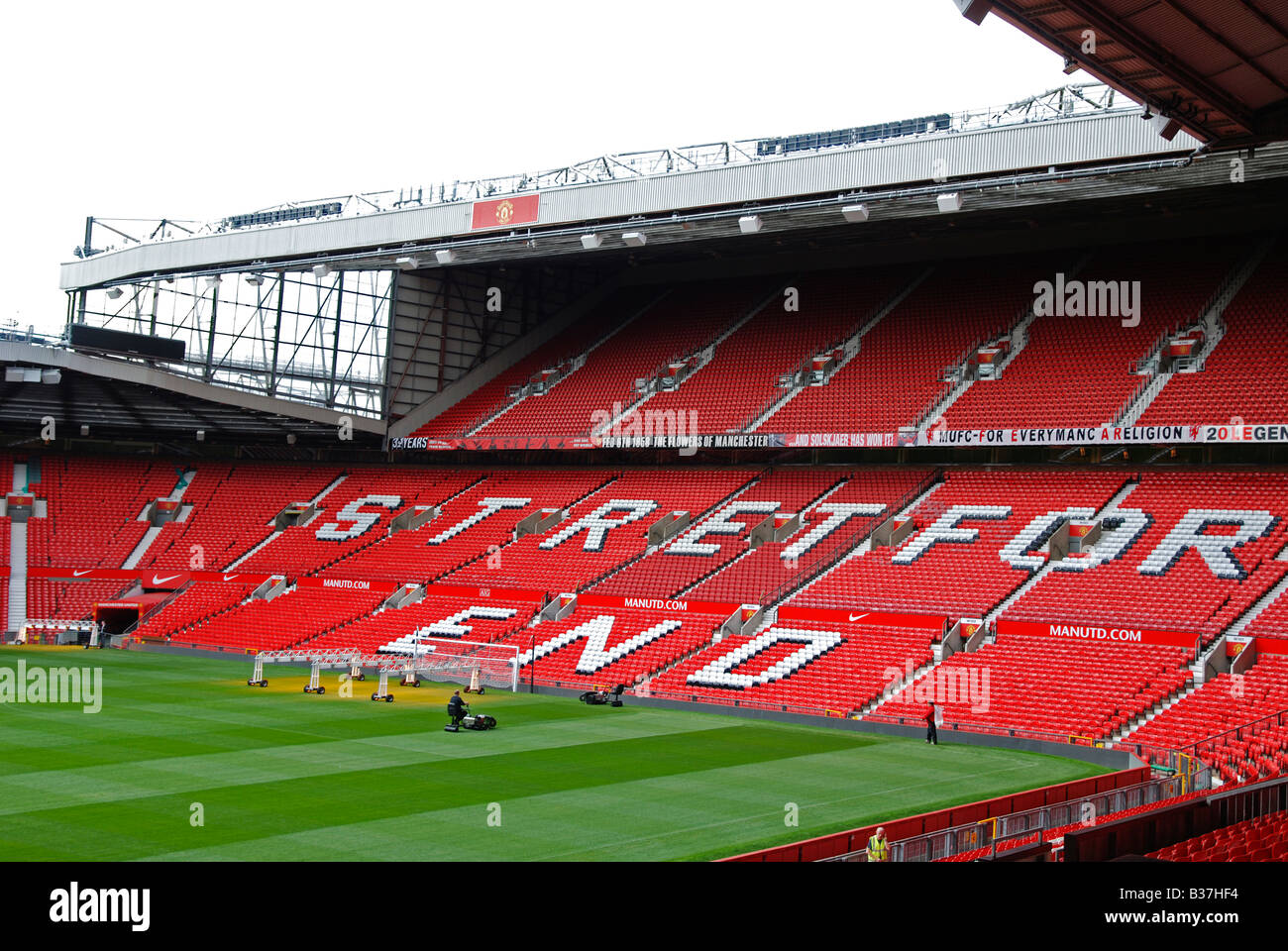 L'intérieur d'un vide stretford end stade Old Trafford, domicile du Manchester United Football club,ANGLETERRE,uk Banque D'Images