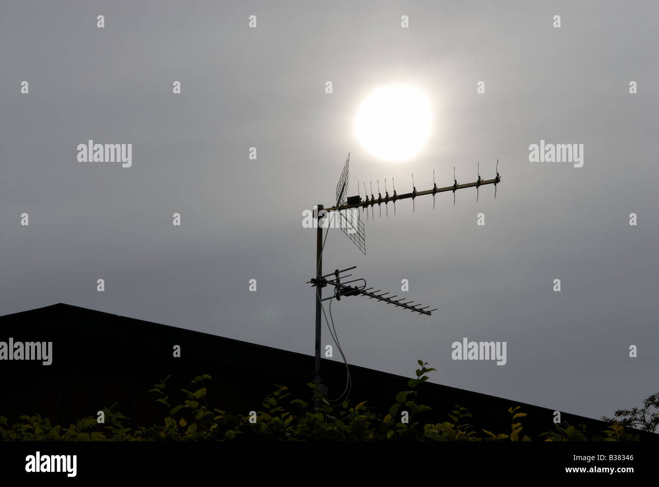 Dans le ciel de l'antenne Banque D'Images
