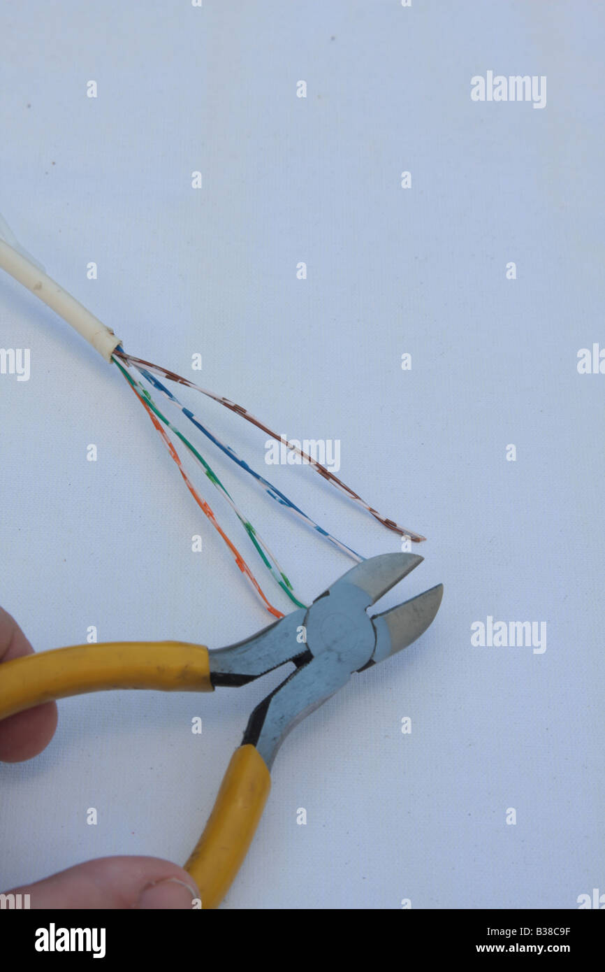 Ciseaux à fil câble téléphonique coupe Banque D'Images