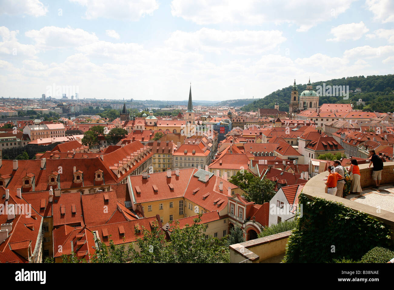 Vue depuis le sud du quartier du château Hradcany Jardins Prague Praha République Tchèque Banque D'Images