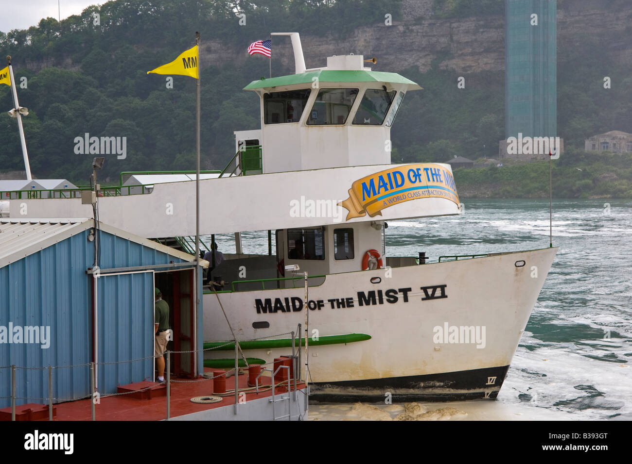Maid of the Mist VI falls affichage de bateau sur la rivière Niagara Banque D'Images