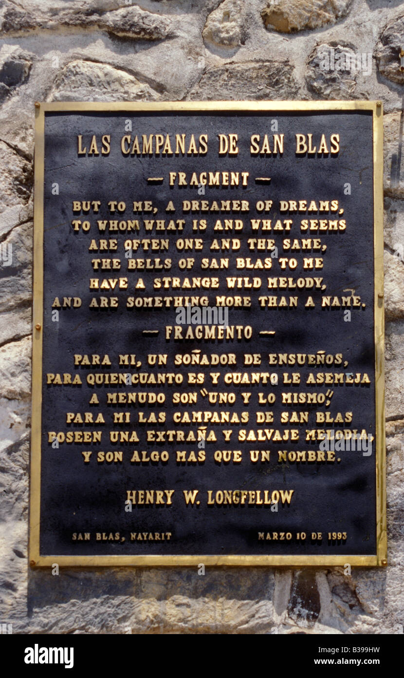 Citation De 1882 Poeme Les Cloches De San Blas Par Henry Wadsworth Longfellow Sur Le Mur De L Eglise De San Blas Nayarit Mexique Photo Stock Alamy