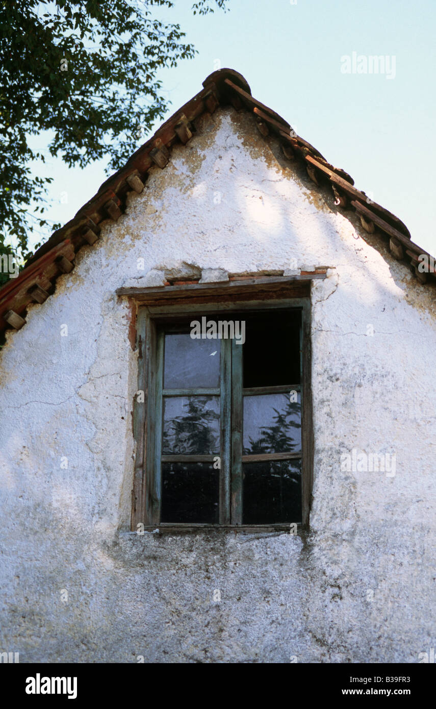 Rue en ruine Banque de photographies et d’images à haute résolution - Alamy