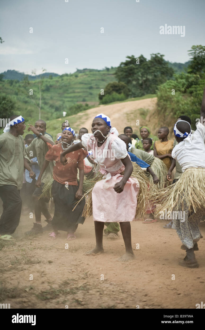 Danse enfants Ouganda Banque D'Images