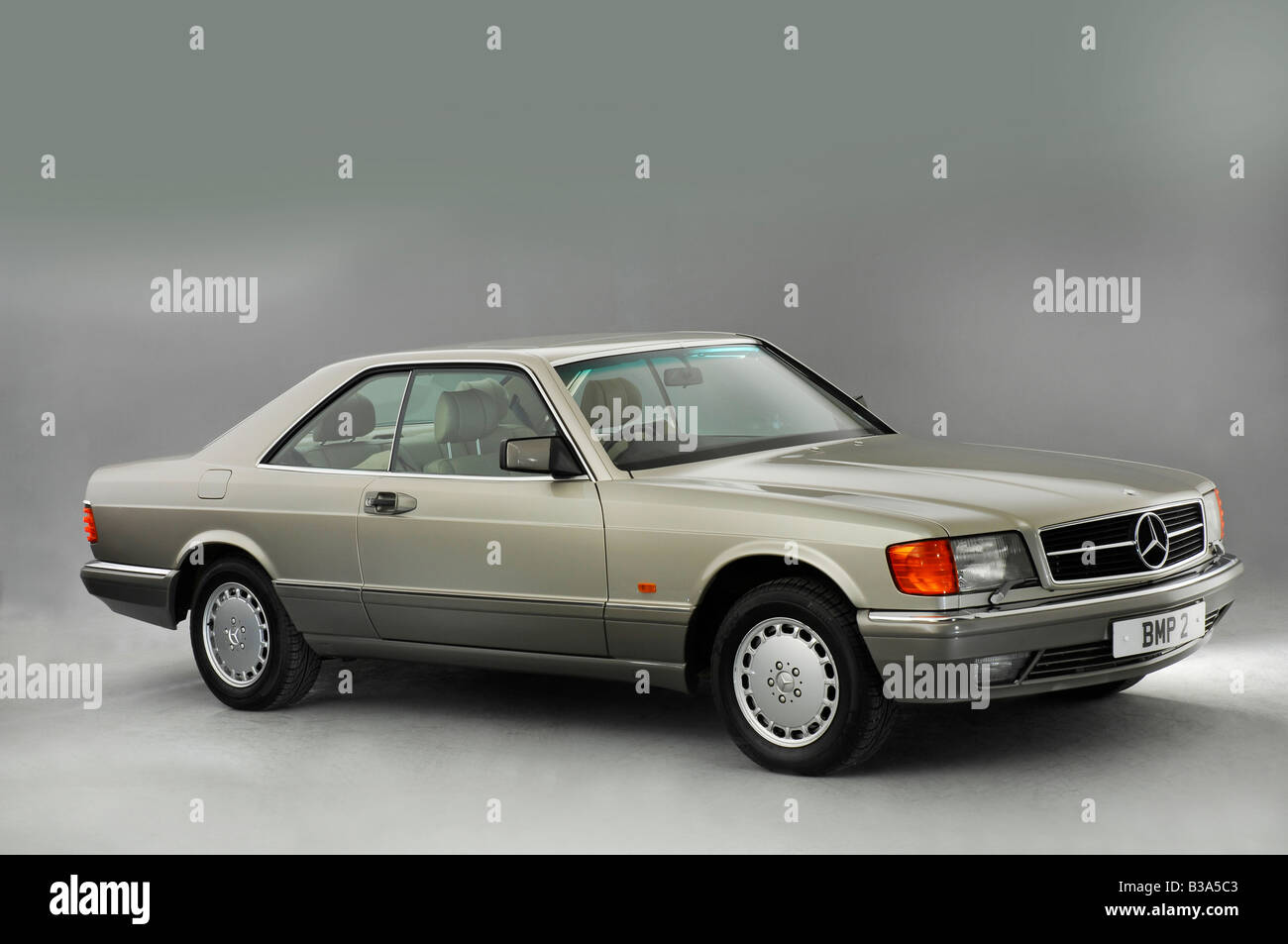 1990 Mercedes Benz 500 SEC. Artiste : Inconnu Photo Stock - Alamy