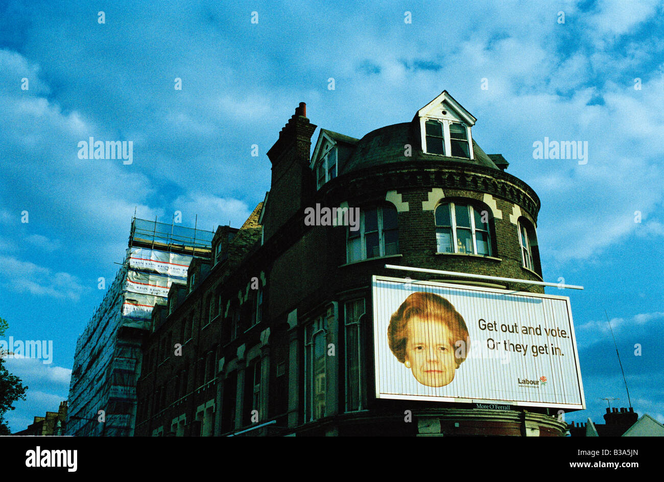 Affiche pour le Parti du travail dans la région de Camden, Londres, au cours de l'approche de l'élection générale de 2001 Banque D'Images