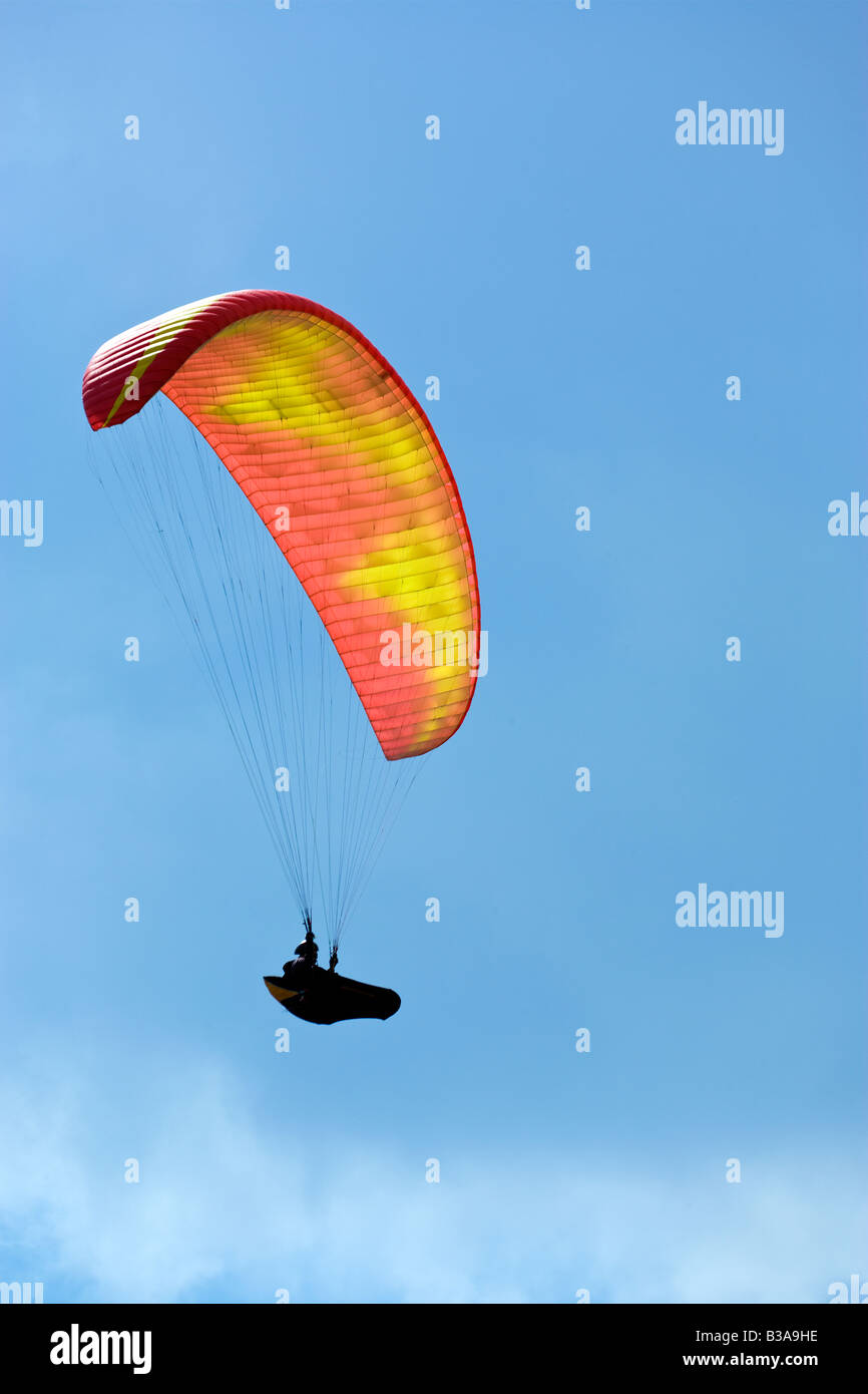 Dans l'air en parapente Banque D'Images