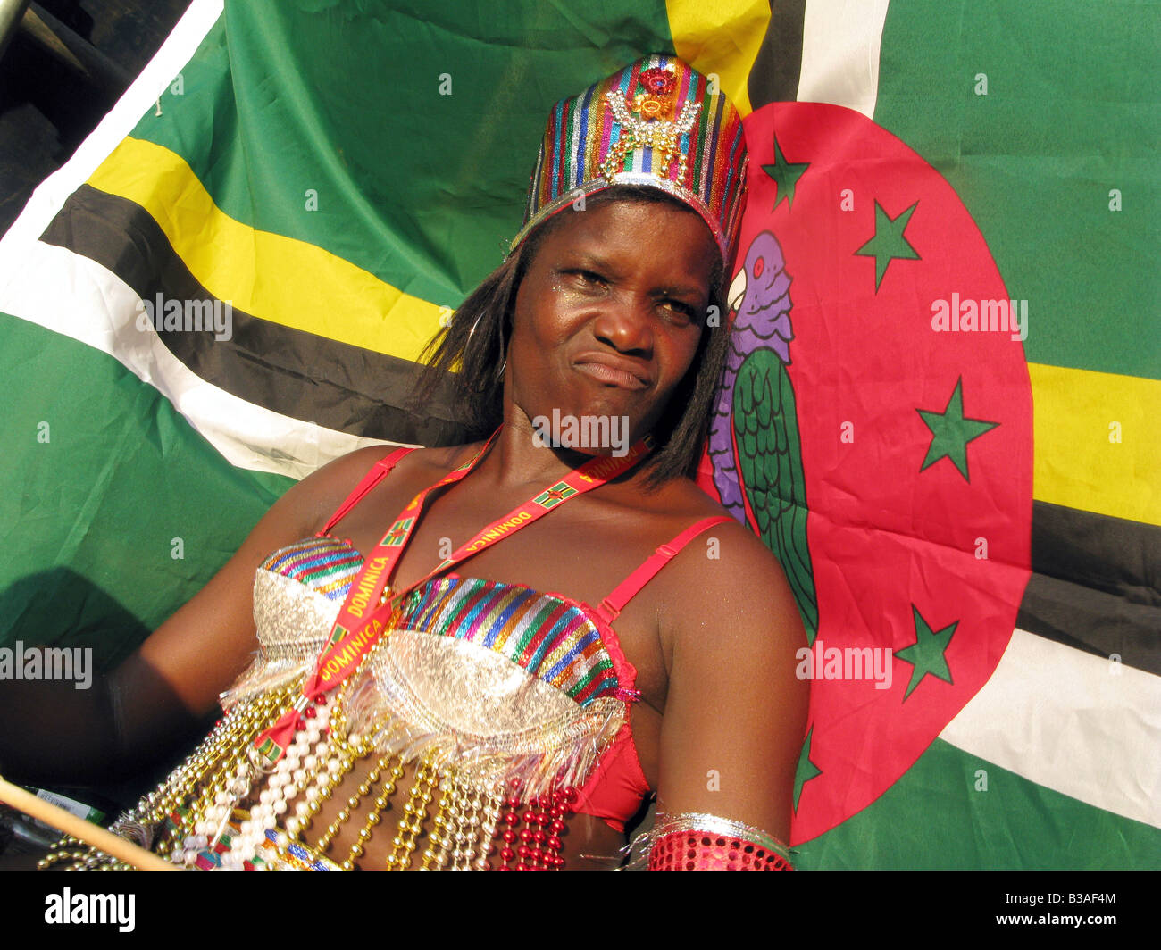 Fêtards UK défilant à Notting Hill Carnival LE PLUS GRAND EN EUROPE Londres Angleterre Photo Julio Etchart Banque D'Images